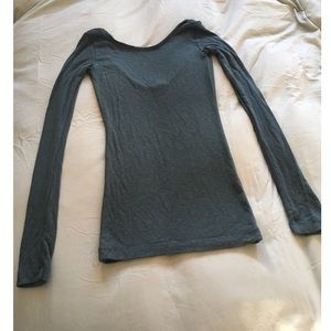 Aritzia Wilfred Long Sleeve Tee with Scoop Back